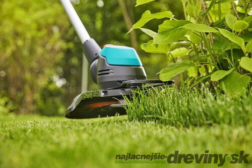 Gardena Akumulátorový trimmer EasyCut 23/18V P4A - súprava na okamžité použitie 14700-20