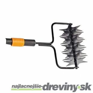 Prevzdušňovač trávníkov FISKARS QUIKFIT 1000689 20cm